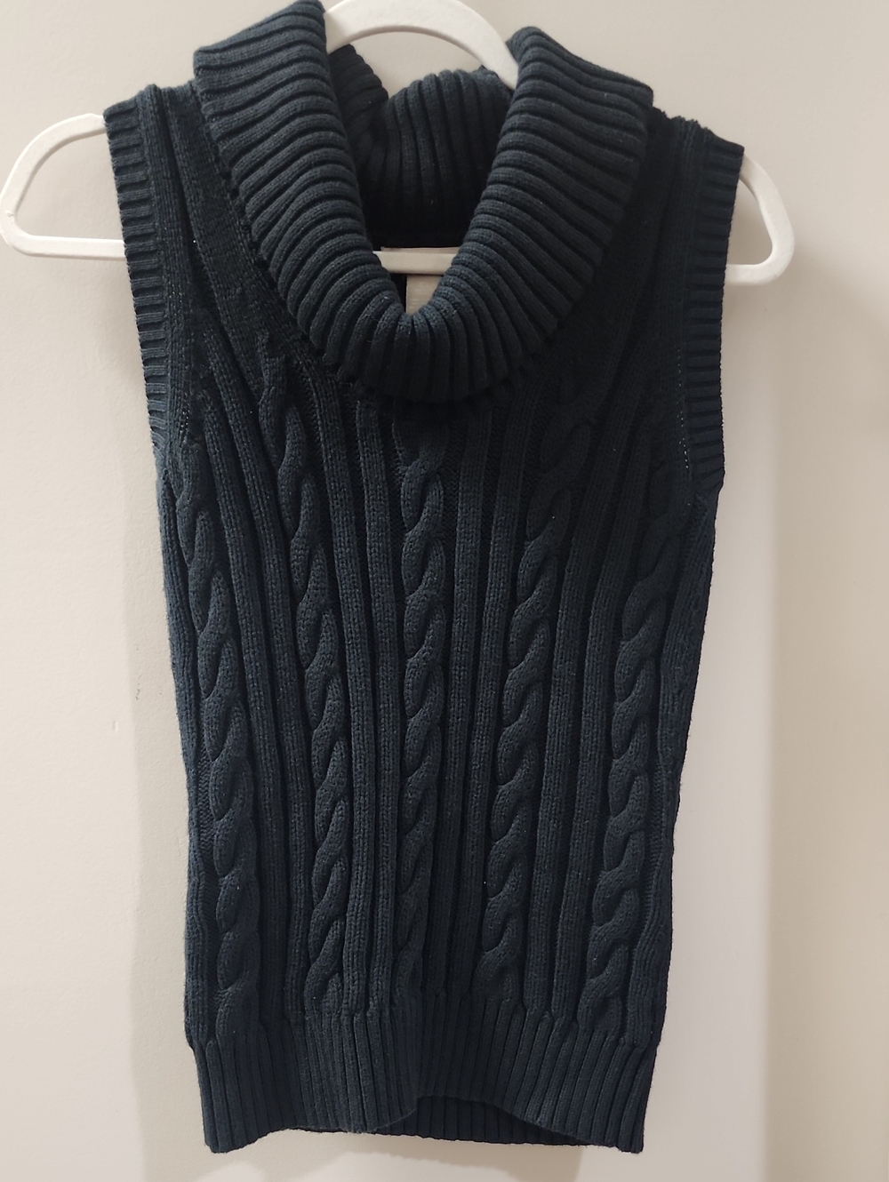 Banana Republic Black Cable-Knit Sleeveless Turtleneck Top